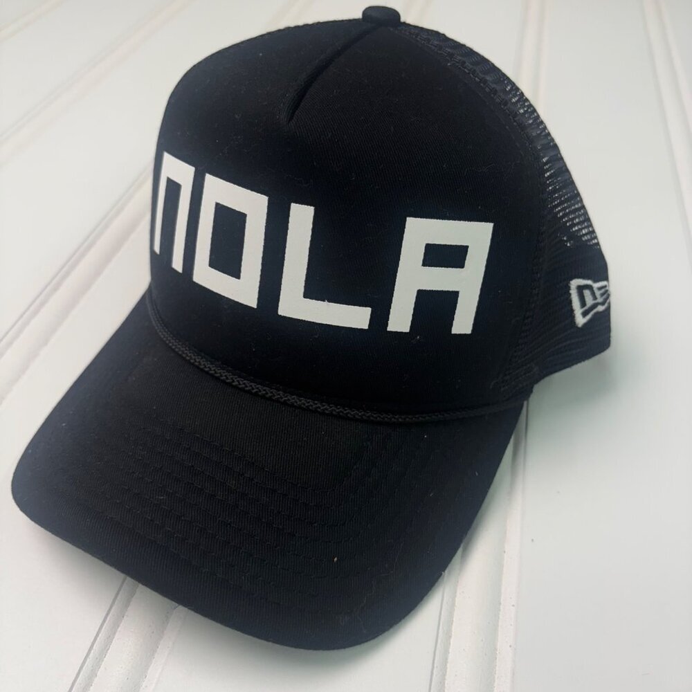 Women's New Era Black New Orleans Saints McGee Trucker 9FORTY Adjustable Hat - Picture 2 of 9